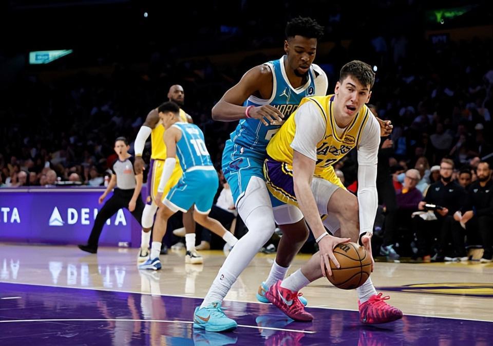 开云体育-锋线新星已经打出极高水准表现了，但这对于湖人来说毫无意义？